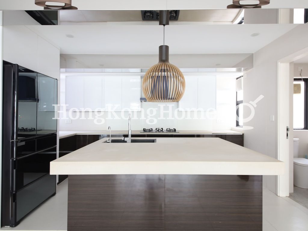 Open Kitchen — Peace Court, Mid-levels West