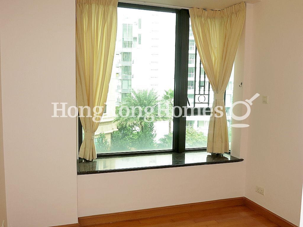Third Bedroom — Po Shan Road, 1 - Block 03, Mid-levels West