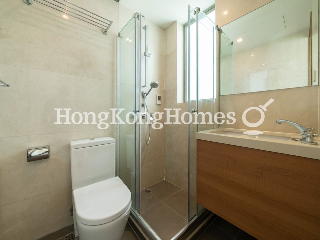 Second Ensuite Bathroom — York Place, Wan Chai