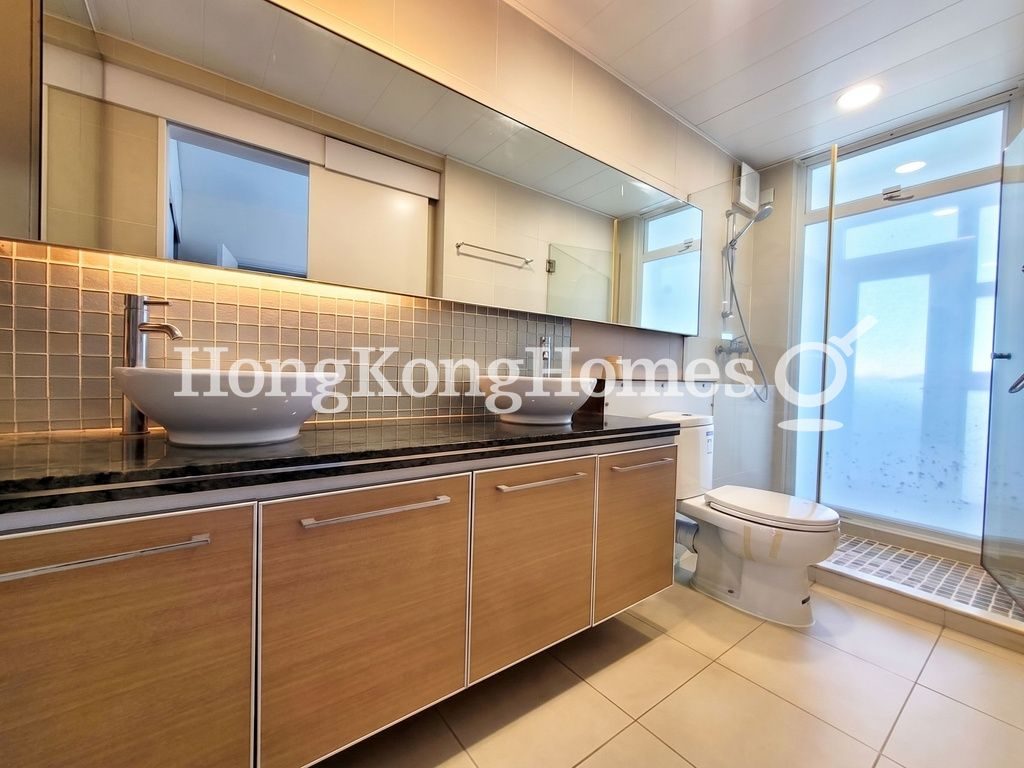 Master Bathroom — Fullway Garden, Clear Water Bay