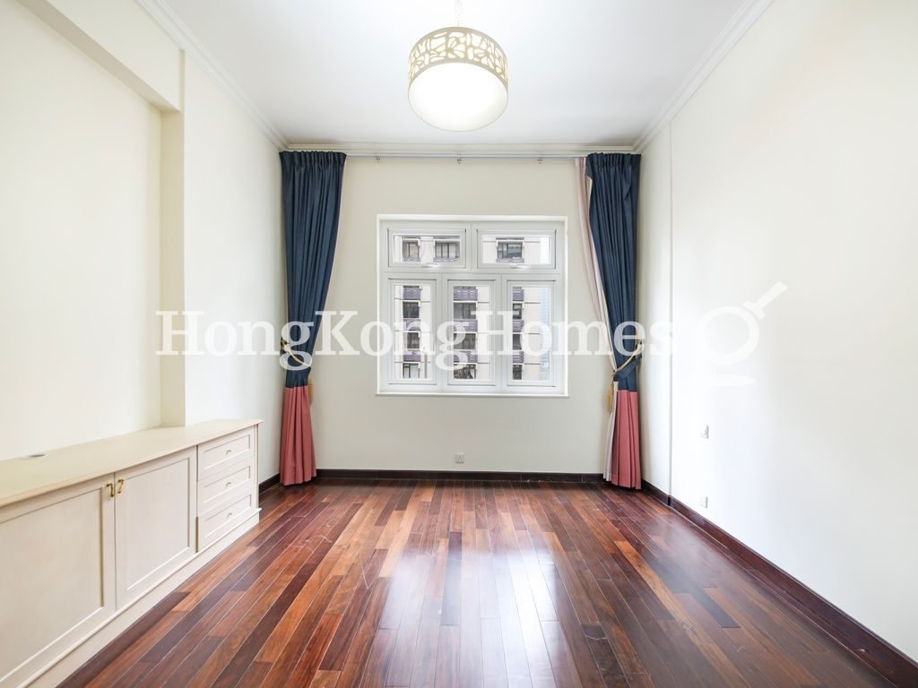 photo 5 — Donnell Court, Mid-levels Central