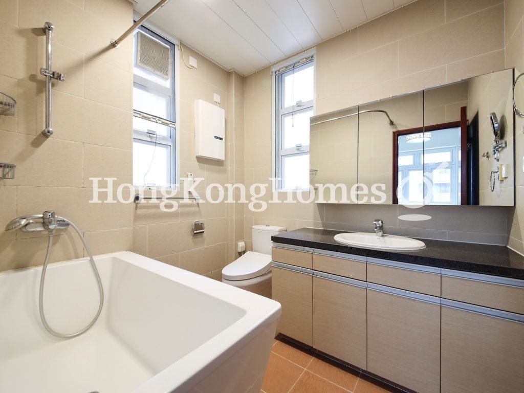 photo 6 — Donnell Court, Mid-levels Central