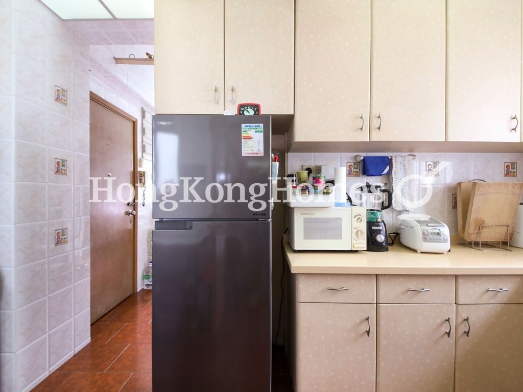 Kitchen — La Clare Mansion - Block B, Pokfulam