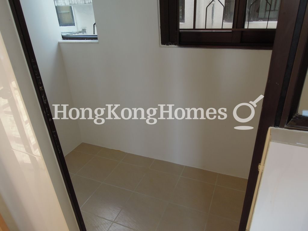 Maid's Room — Parc Oasis - Phase 03, Tower 15, Kowloon Tong