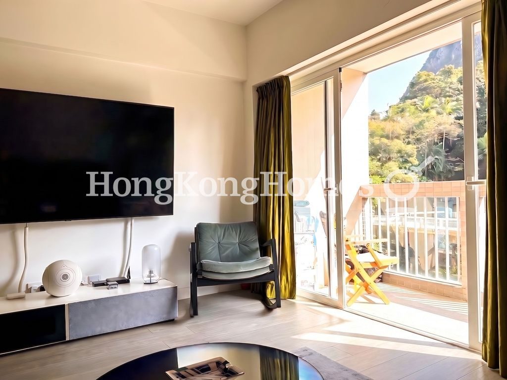 Living Room — Realty Gardens - Rome Court, Mid-levels West