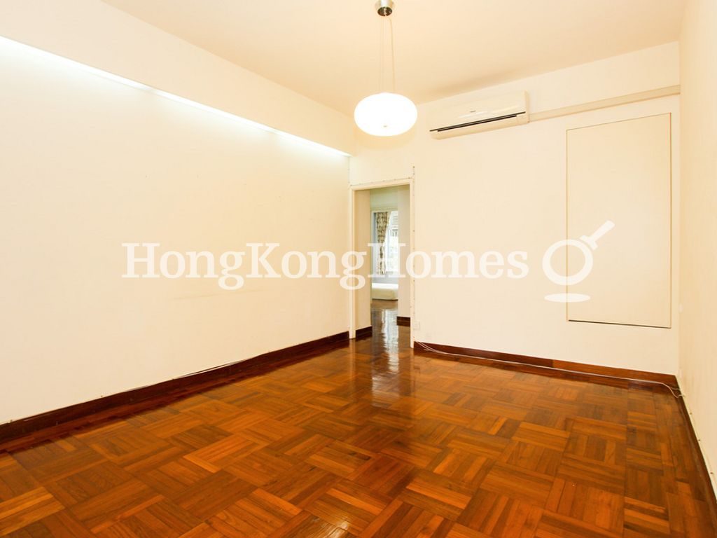 Living and Dining Room — Robinson Garden Apartment - Block 03F-03G, Mid-levels West