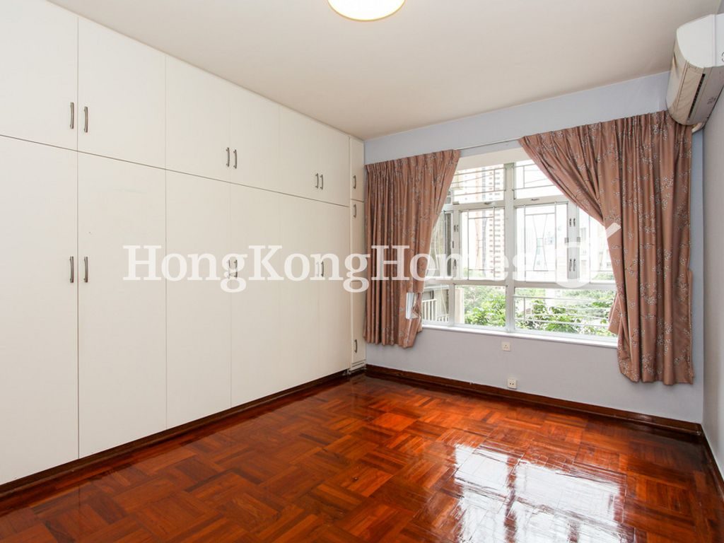 Master Bedroom — Robinson Garden Apartment - Block 03F-03G, Mid-levels West