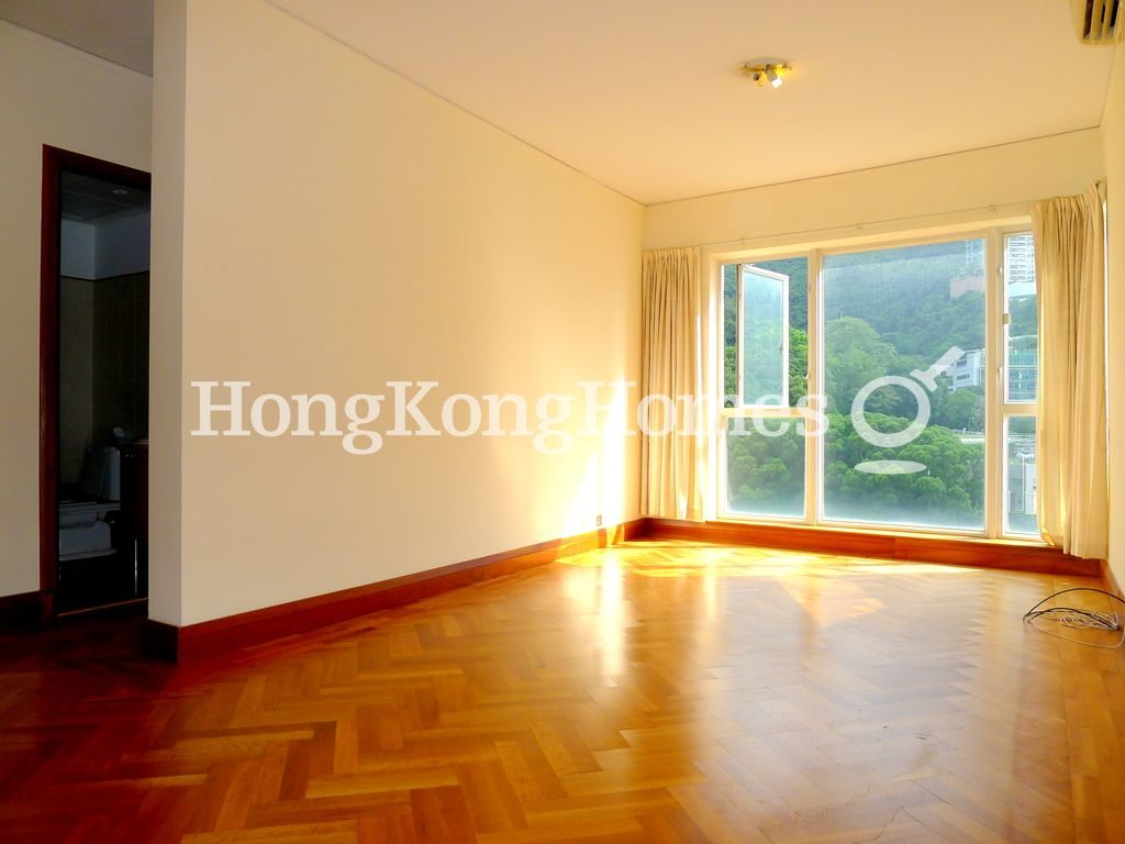 Living and Dining Room — Starcrest - Tower 1, Wan Chai