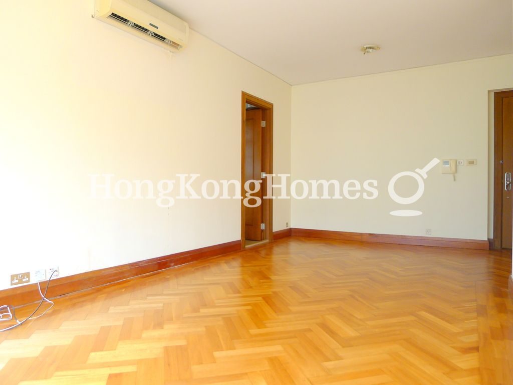 Living and Dining Room — Starcrest - Tower 1, Wan Chai