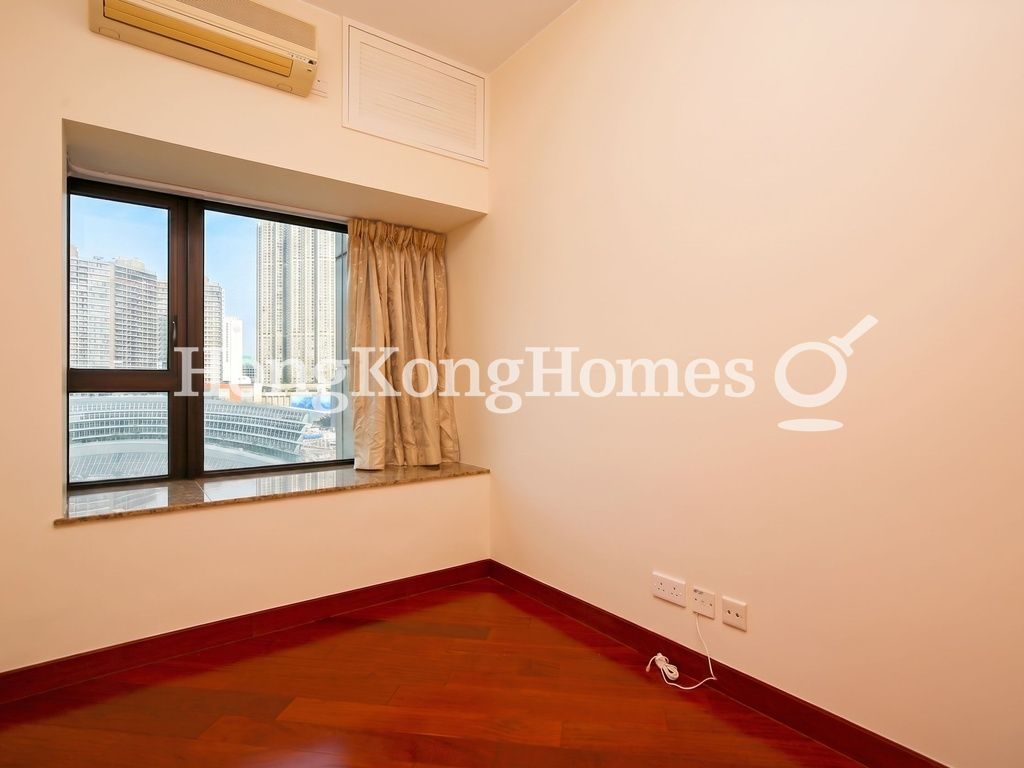 Third Bedroom — The Arch - Block 2 (Star Tower), Tsim Sha Tsui