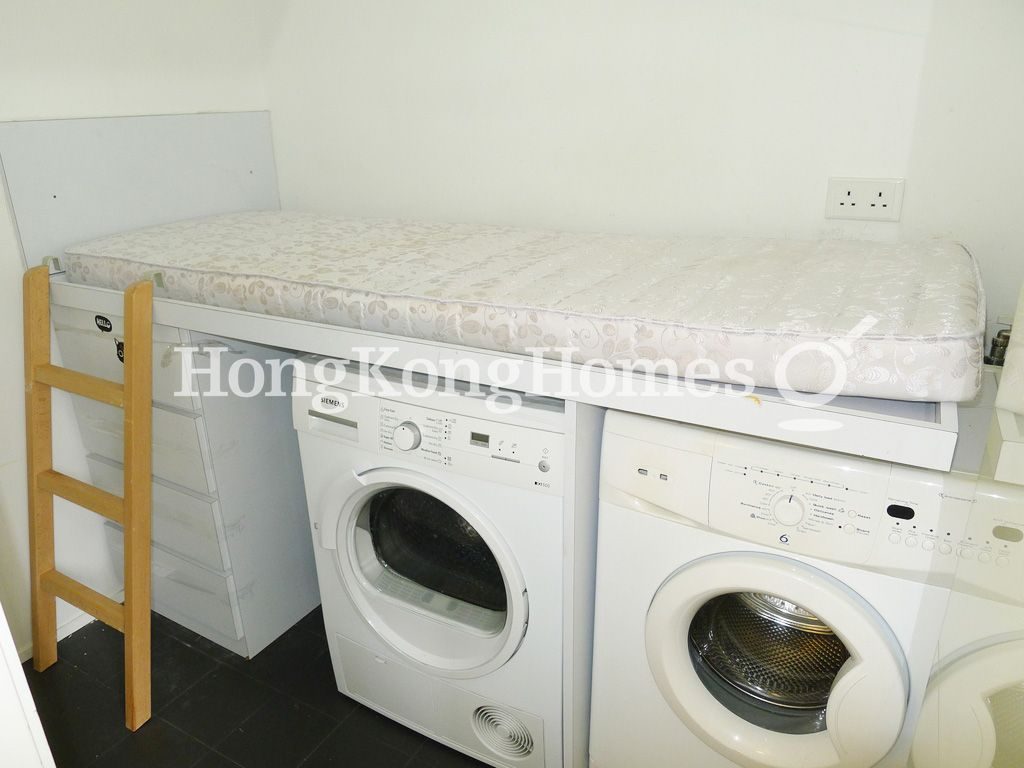 Maid's Room — Wing On Lodge - No. 72-78, Happy Valley