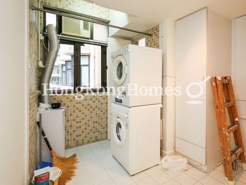 Maid's Room — Scenic Heights - Block 02, Mid-levels West