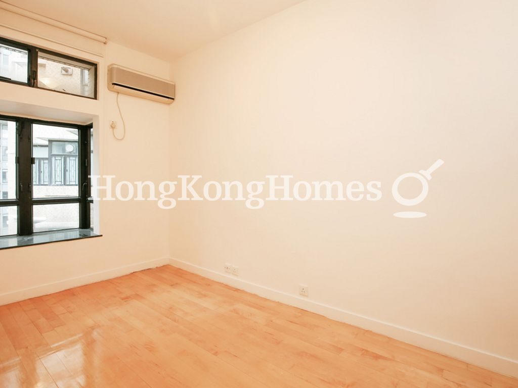 Third Bedroom — Scenic Heights - Block 02, Mid-levels West