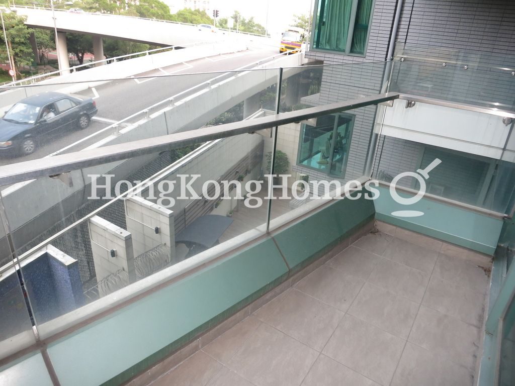 Balcony — Meridian Hill - Tower 1, Kowloon Tong