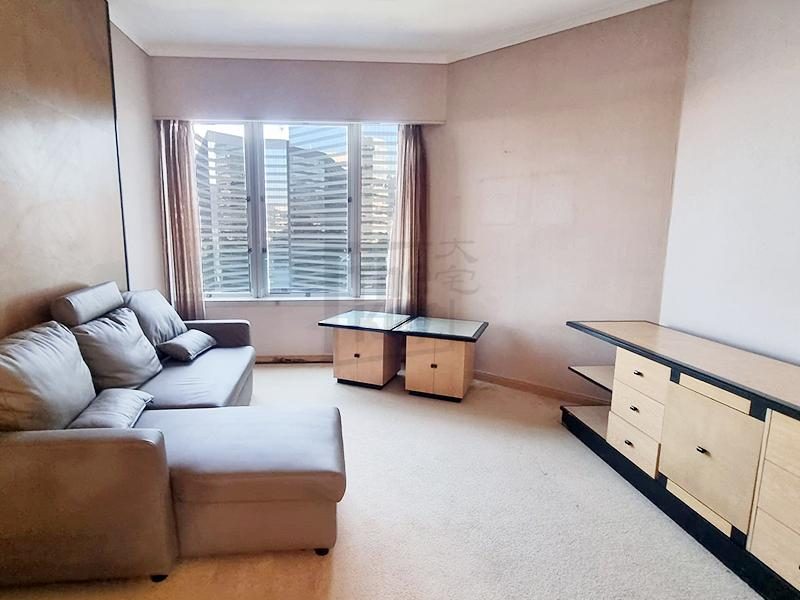 Convention Plaza Apartments