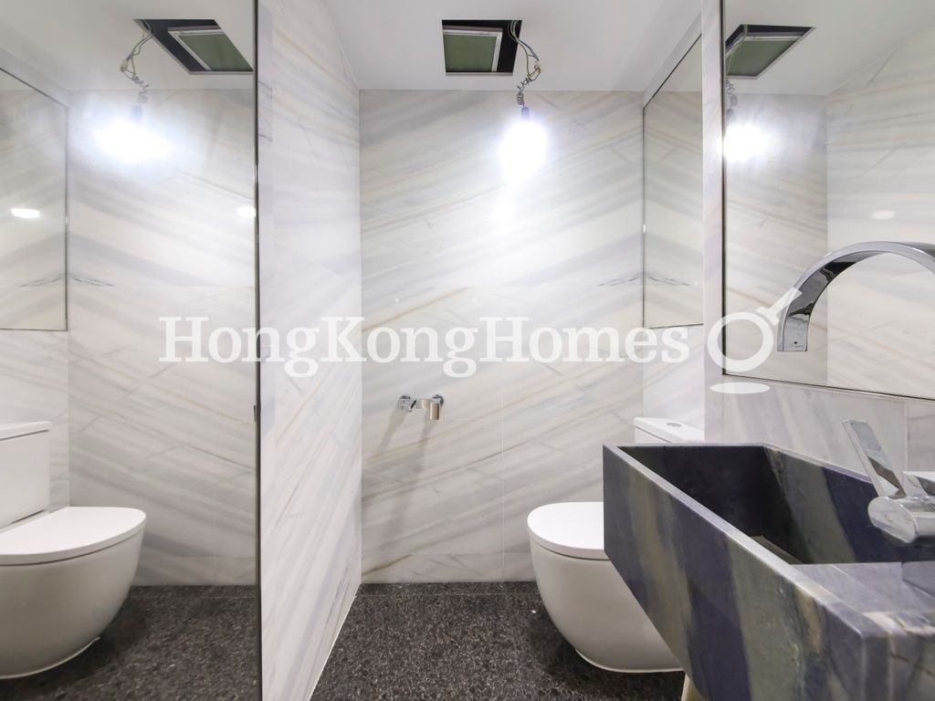Guest Powder Room — South Bay Towers, Repulse Bay