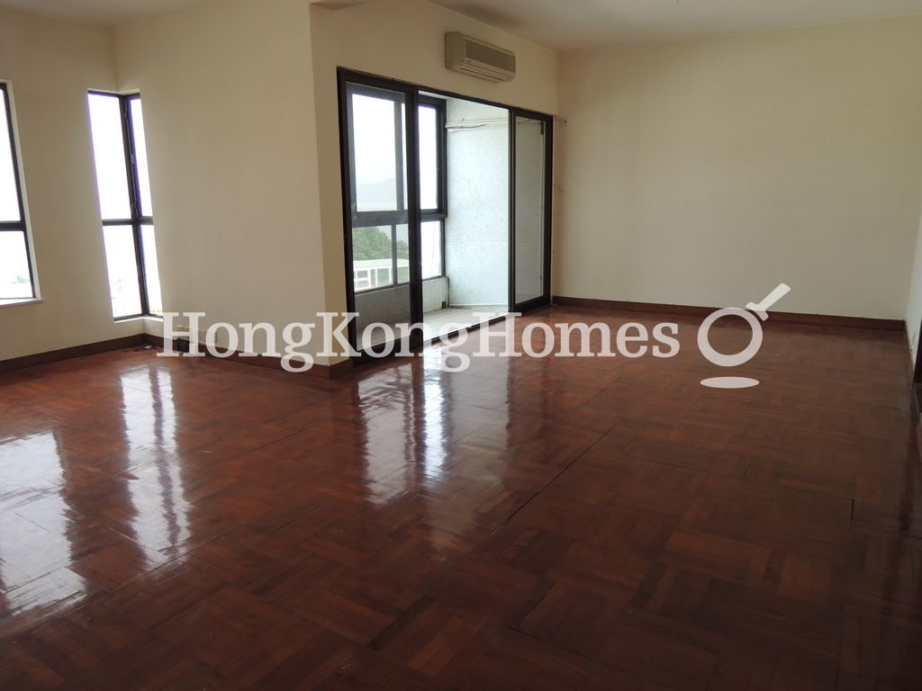 Living and Dining Room — Hawaii Garden, Clear Water Bay