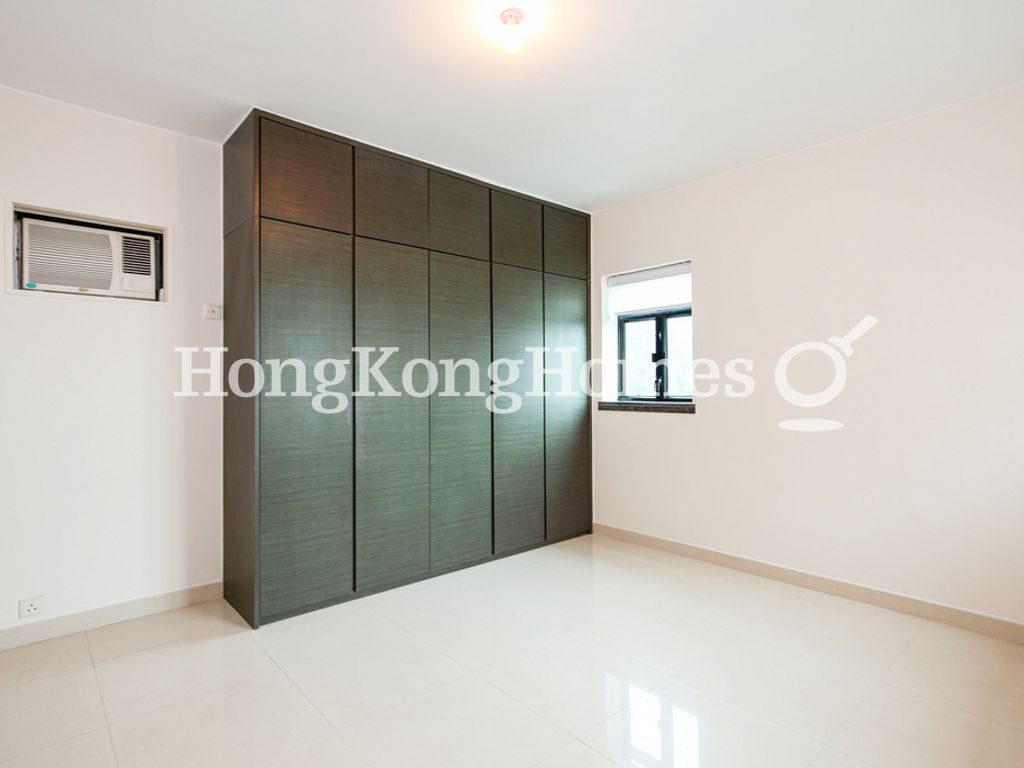 Master Bedroom — Imperial Court - Block C, Mid-levels West