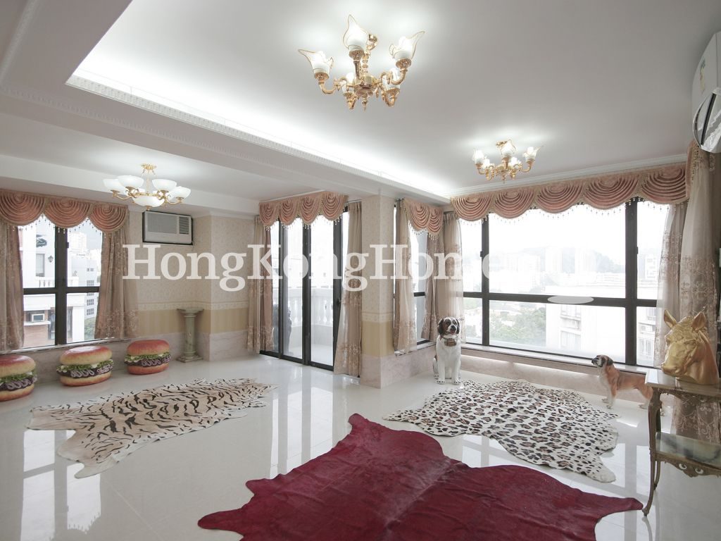 Living and Dining Room — Parc Oasis - Phase 03, Tower 19, Kowloon Tong
