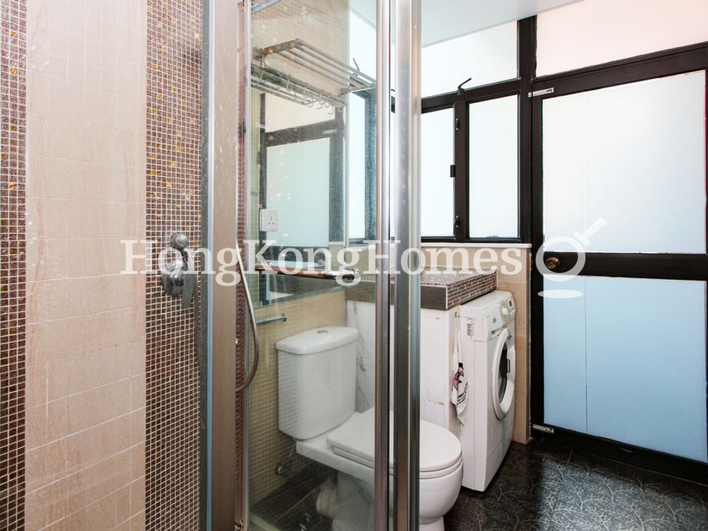 Guest Bathroom — Village Garden, Happy Valley