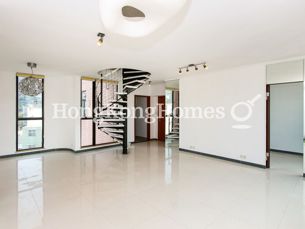 Living and Dining Room — Village Garden, Happy Valley