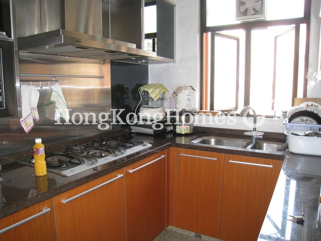 Kitchen — The Arch - Block 1 (Sky Tower), Tsim Sha Tsui