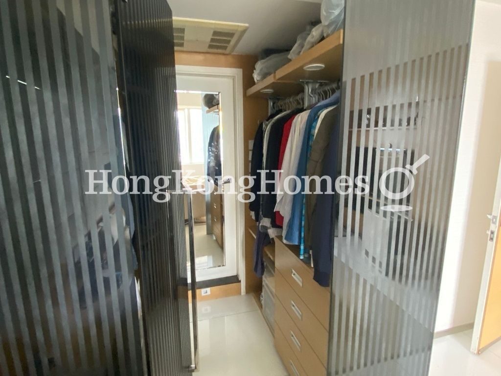 Walk-in Closet in Master Bedroom — Villa Rocha - Block A, Happy Valley