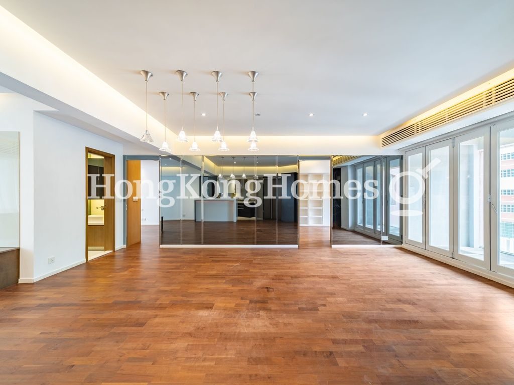 Living and Dining Room — Wan Chui Yuen, Tai Hang