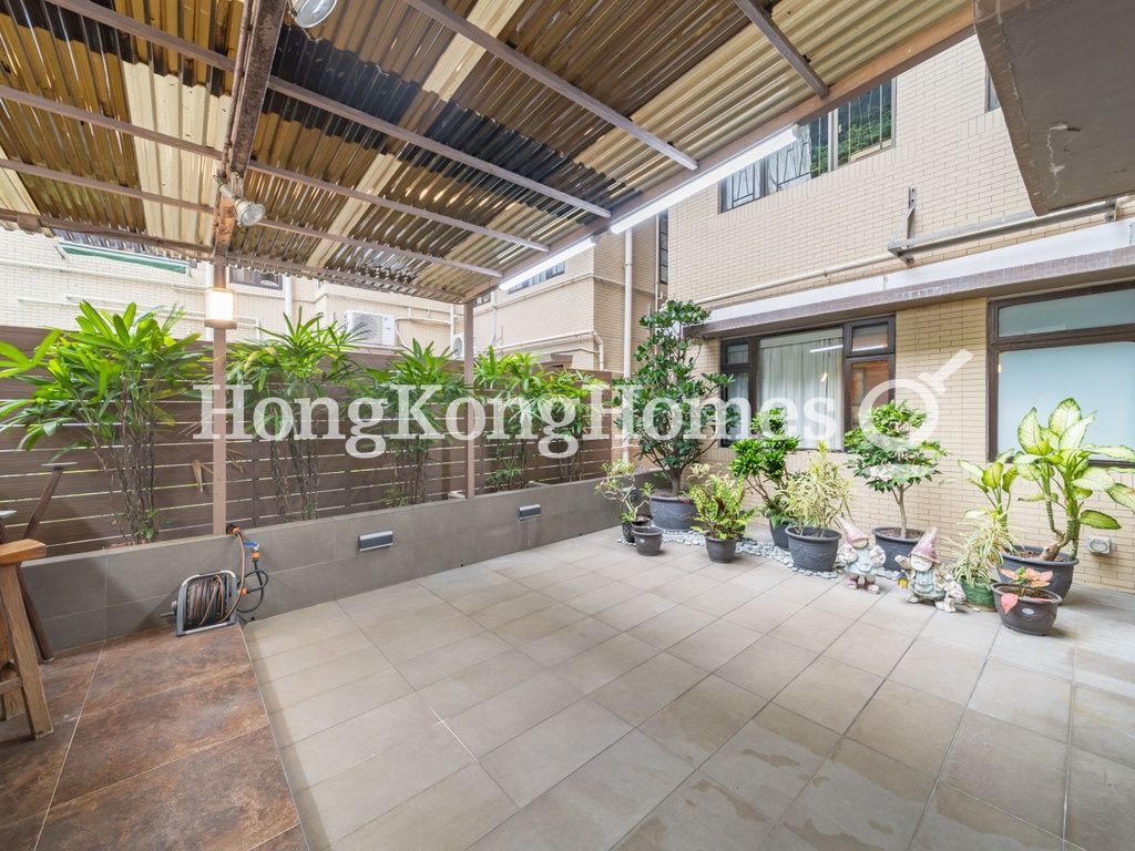Private Terrace — Ewan Court, Mid-levels East