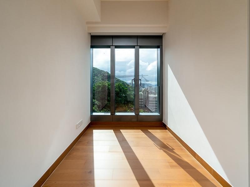 photo 6 — University Heights, Midlevels West