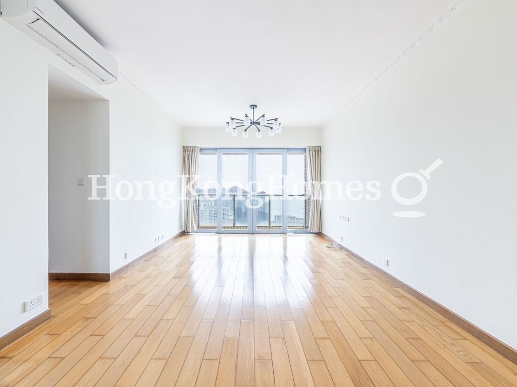 Living and Dining Room — Residence Bel-air - Phase 04, Peak Tower 08, Pokfulam