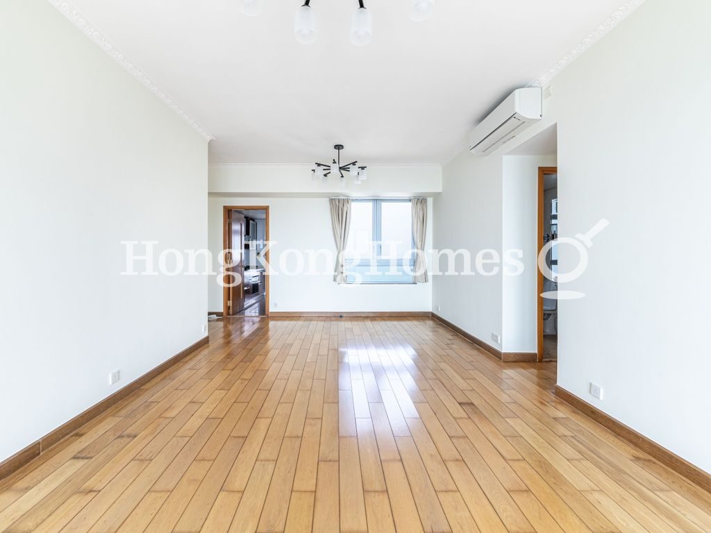 Living and Dining Room — Residence Bel-air - Phase 04, Peak Tower 08, Pokfulam