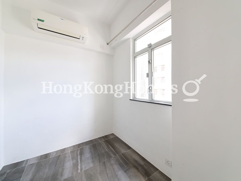 Third Ensuite Bedroom — Victoria Court, Causeway Bay