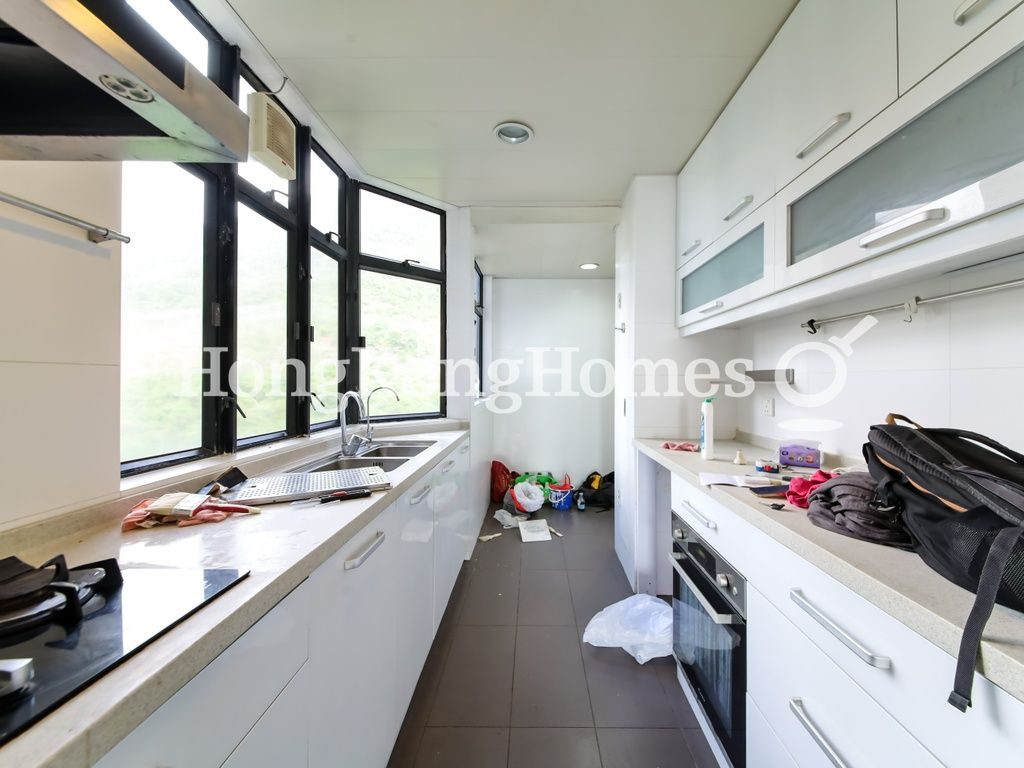 Kitchen — Grand Garden - Block 02, Repulse Bay