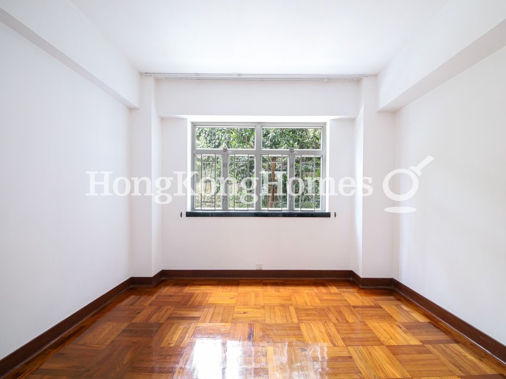Third Bedroom — Alpine Court, Mid-levels West