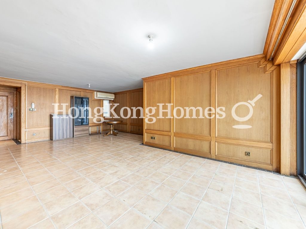 Living and Dining Room — Baguio Villa - Block 22, Pokfulam