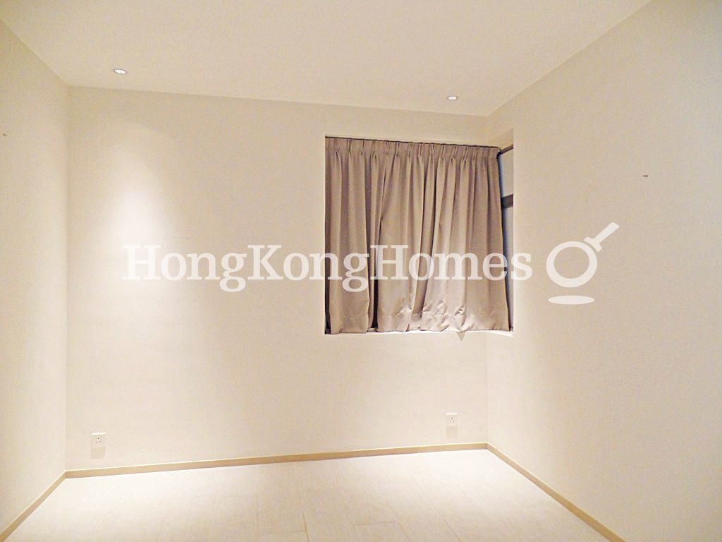 Third Bedroom — Grosvenor House, Mid-levels Central