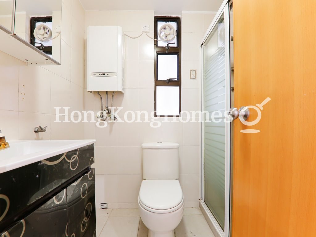 Guest Bathroom — Caine Building, Mid-levels West