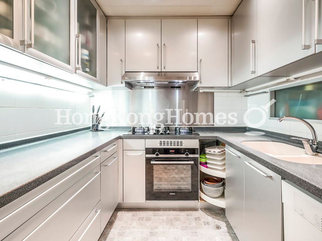 Kitchen — Realty Gardens - Paris Court, Mid-levels West