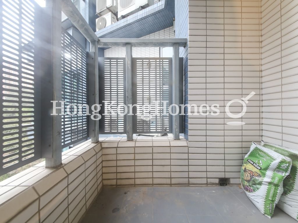 Balcony off Maid's Room — Residence Bel-air - Phase 01, Tower 01, Pokfulam