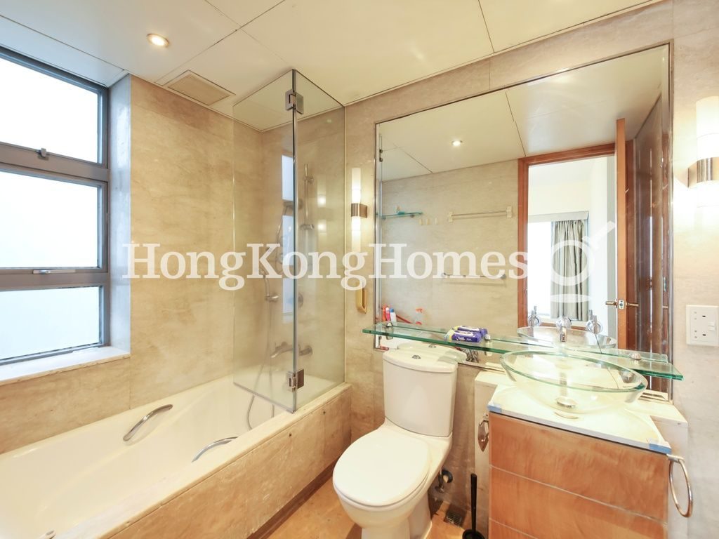 Master Bathroom — Residence Bel-air - Phase 01, Tower 01, Pokfulam