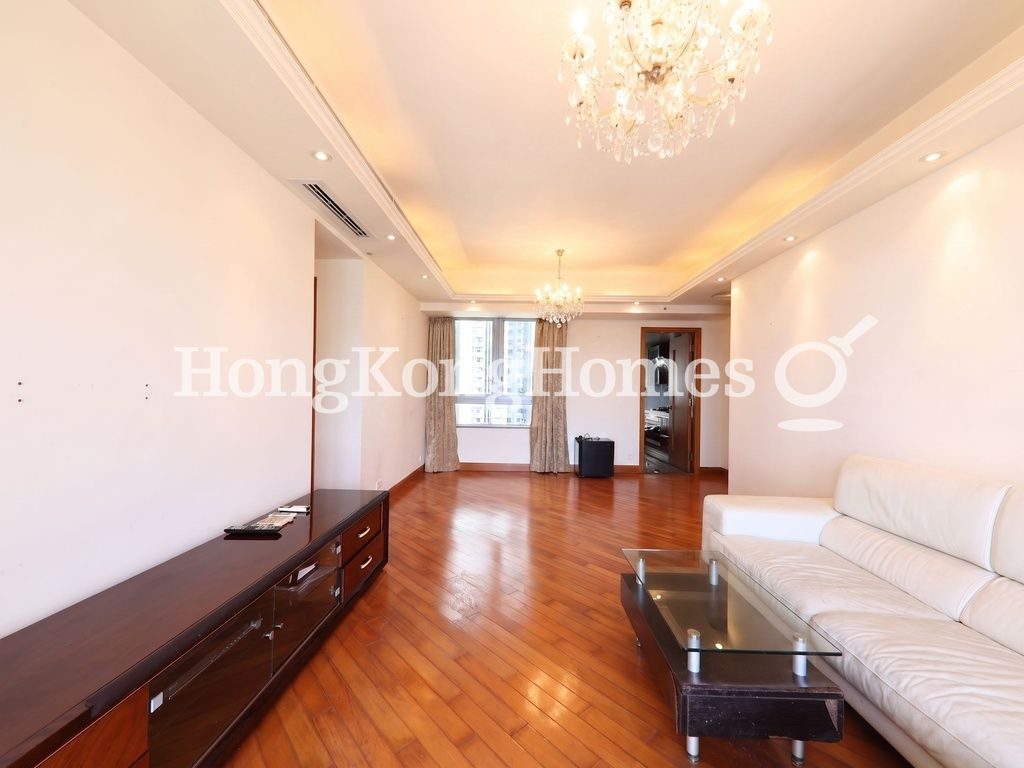 Living and Dining Room — Residence Bel-air - Phase 04, Peak Tower 08, Pokfulam