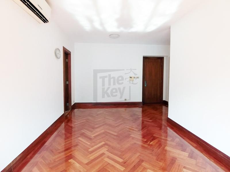 photo 3 — Starcrest, Wan Chai