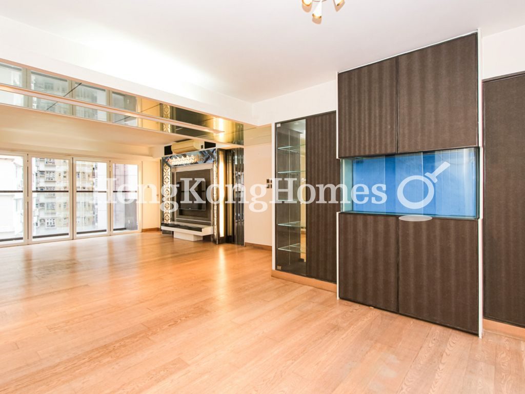 Living and Dining Room — Right Mansion, Mid-levels West