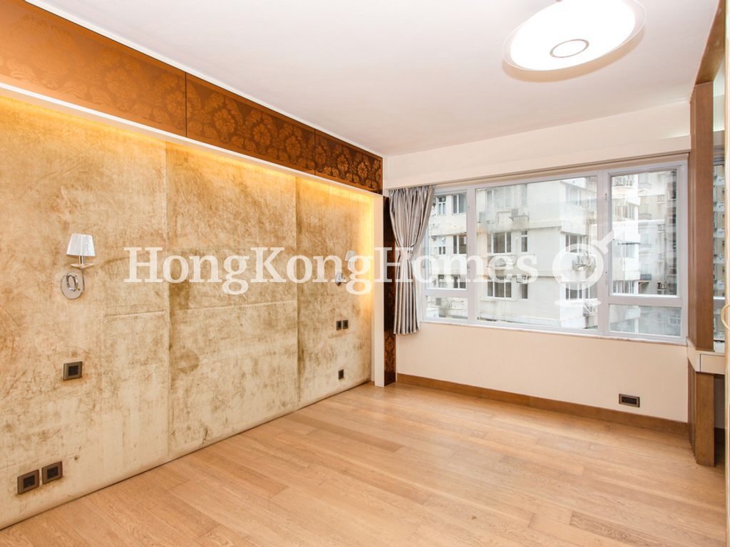 Master Bedroom — Right Mansion, Mid-levels West