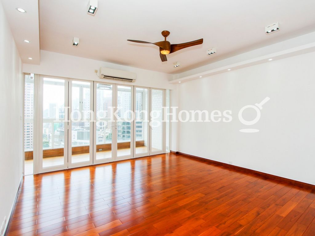 Living and Dining Room — Robinson Garden Apartment - Block 03D-03E, Mid-levels West