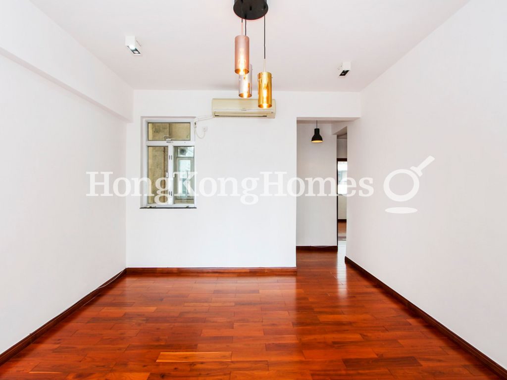 Living and Dining Room — Robinson Garden Apartment - Block 03D-03E, Mid-levels West