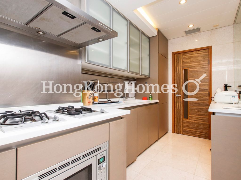 Kitchen — Serenade - Tower 2, Tai Hang