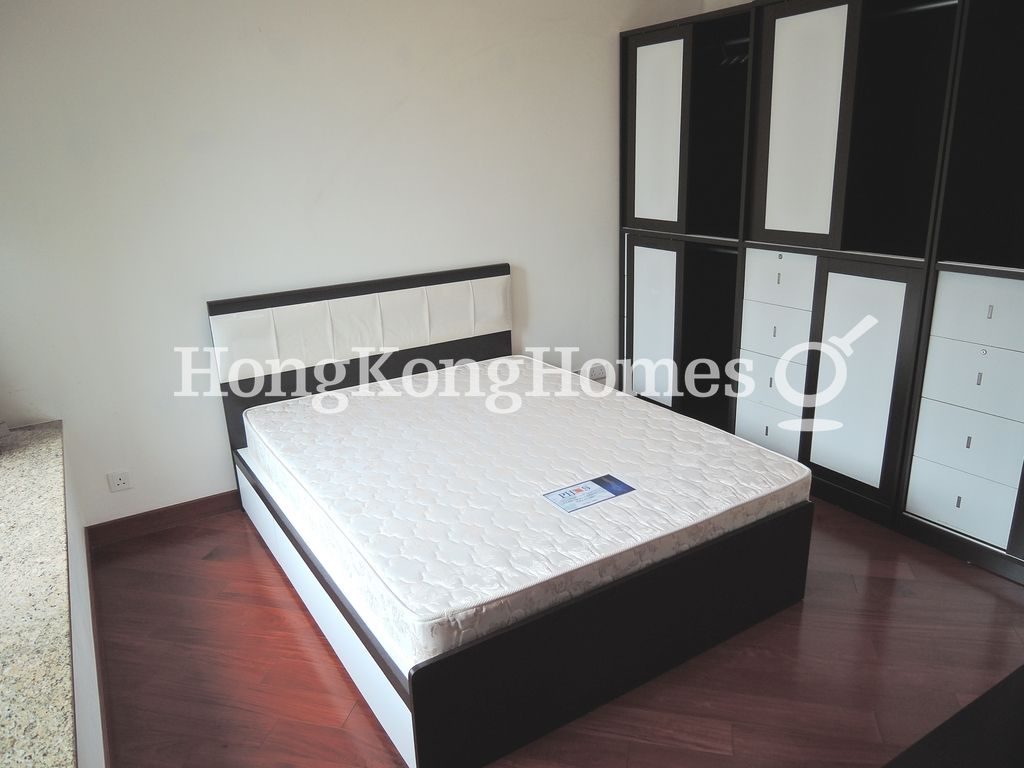 Master Bedroom — The Arch - Block 1 (Sky Tower), Tsim Sha Tsui
