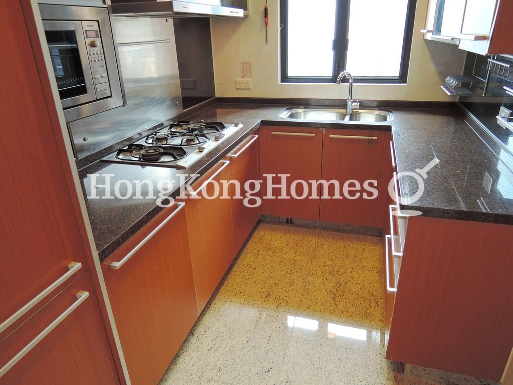 Kitchen — The Arch - Block 1 (Sky Tower), Tsim Sha Tsui